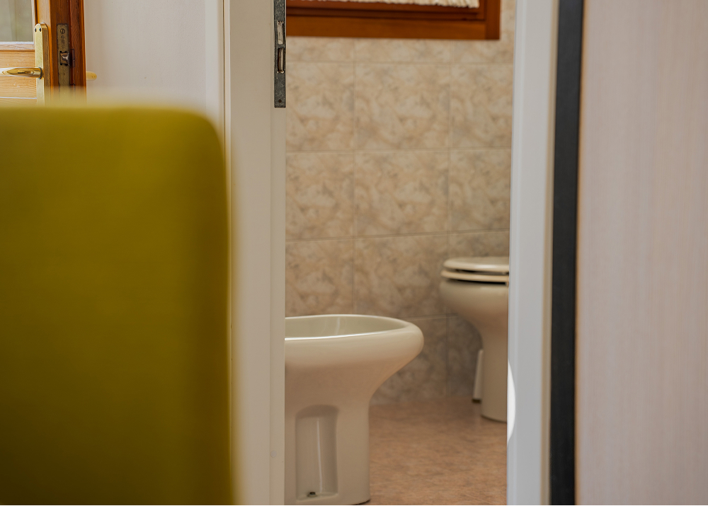 bagno con wc e bidet camera singola hotel bologna