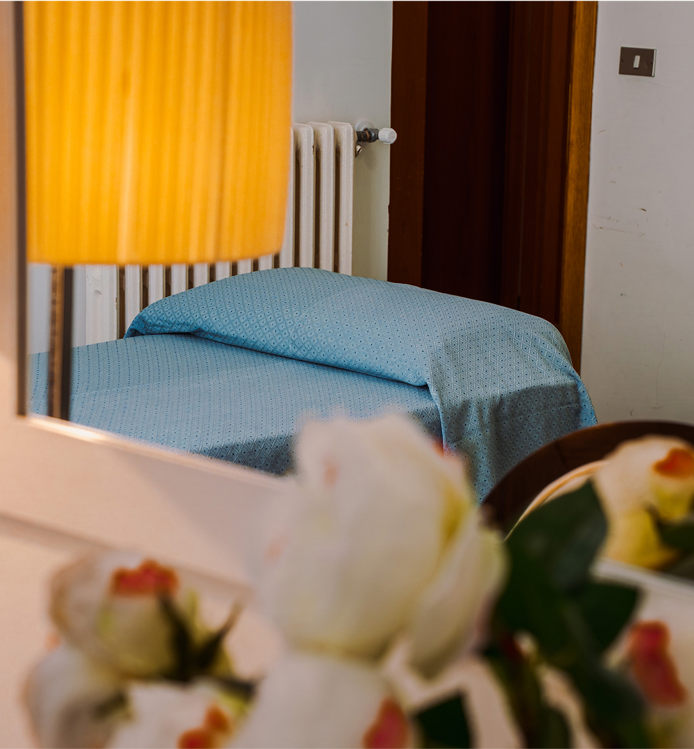 letto singolo camera tripla hotel bologna